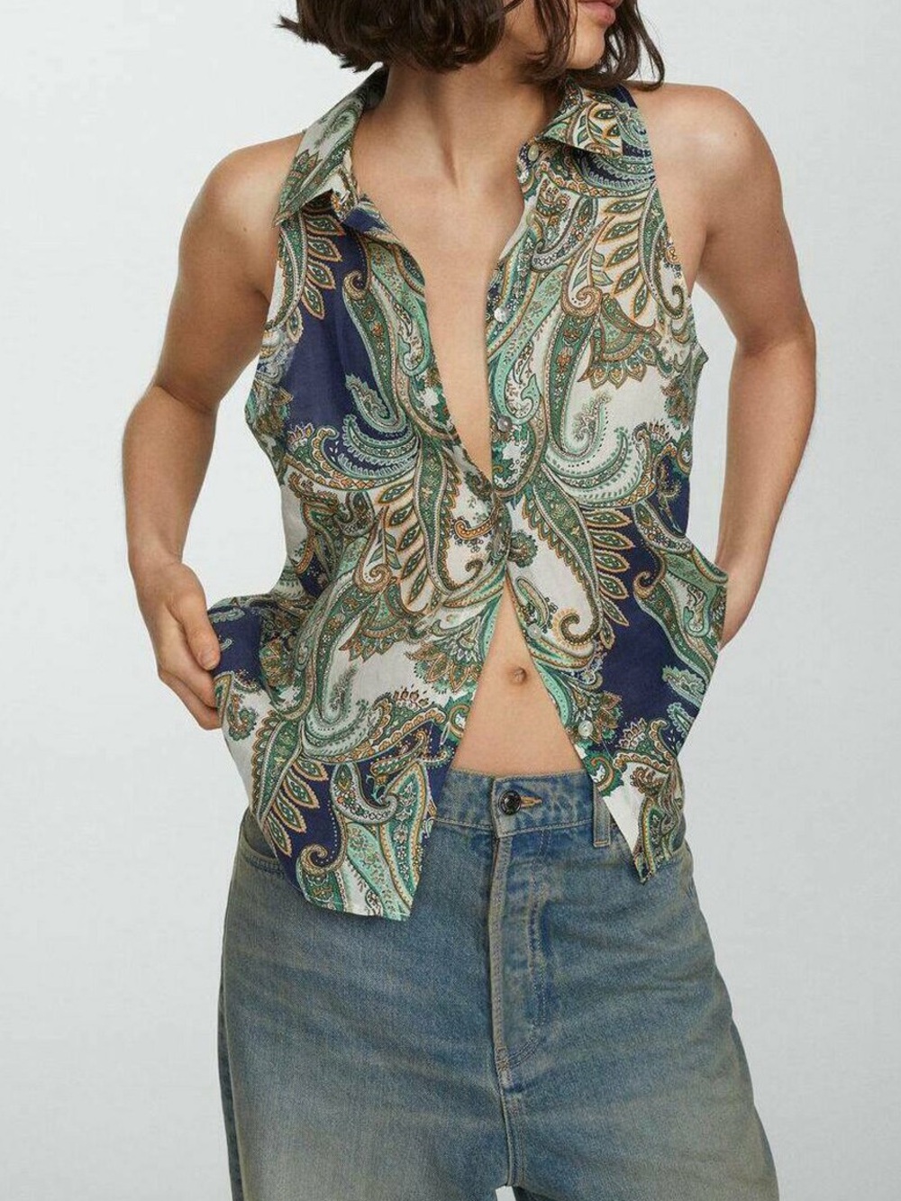 Mango Paisley Sleeveless Button-Up Top 💚